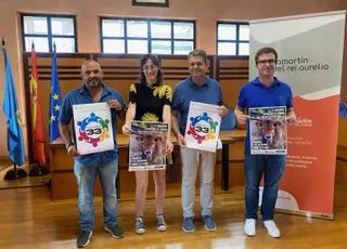 La Feria de Muestras de San Martín del Rey Aurelio recupera el automóvil para su galería comercial