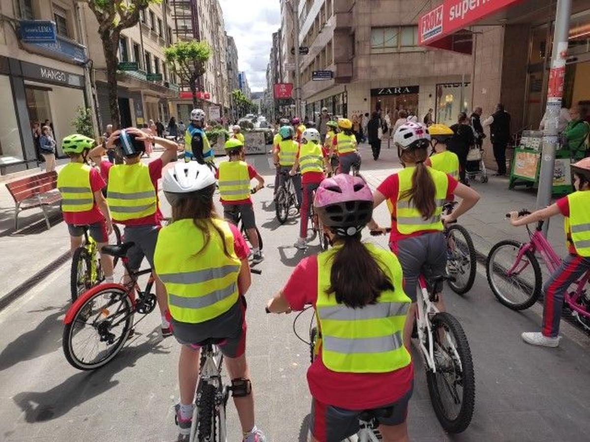 Ruta ciclista de educación vial por la ciudad.