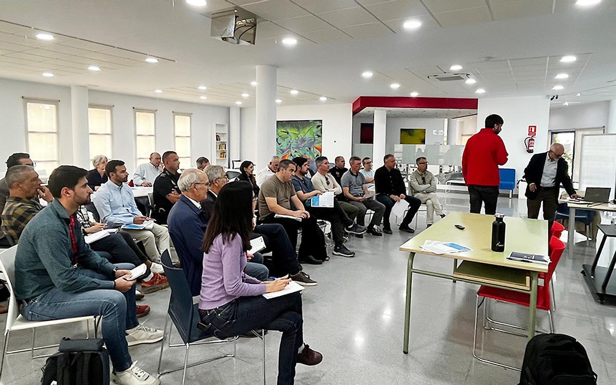Instante de la jornada sobre el Plan de Emergencias de la presa de Guadalest.