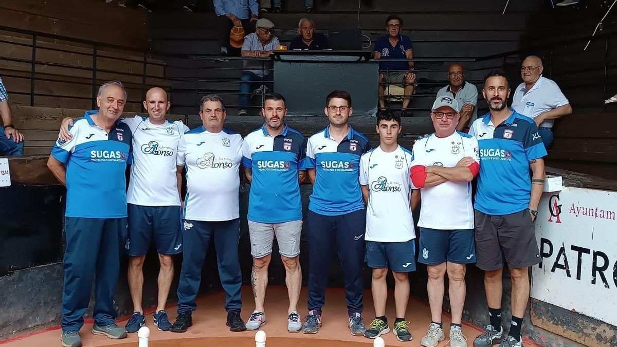 Jugadores participantes en la partida de bolos