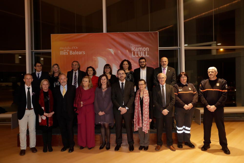 Entrega de los premios Medallas de Oro y Ramon Llull