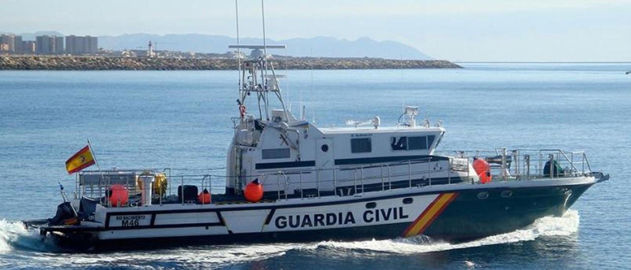 Una patrullera de la Guardia Civil construida por Rodman. | // RODMAN