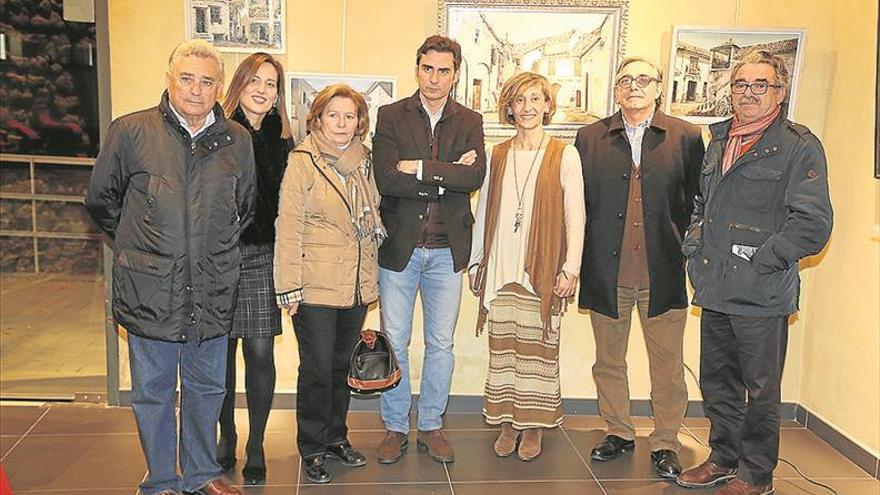 Manuel Muñoz exhibe sus paisajes y recuerdos en la Oficina municipal de Turismo