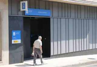El número de parados de larga duración en Galicia desciende a niveles de hace 16 años