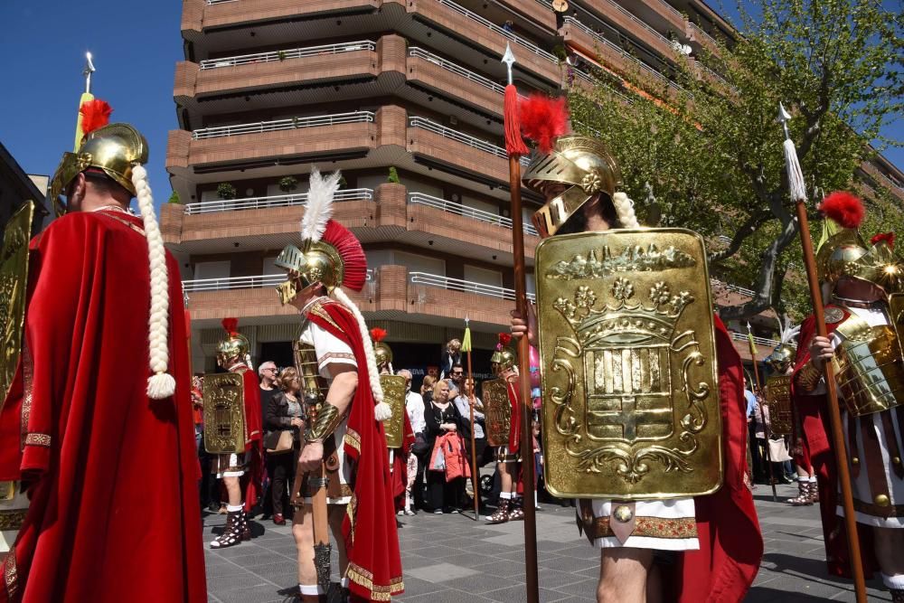 Benedicció de Rams davant l'església de Crist Rei de Manresa i desfilada dels Armats