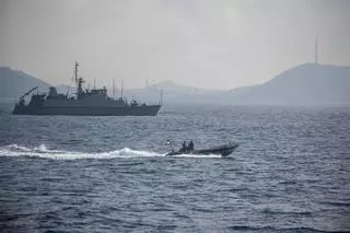 La Armada simula el accidente de un submarino en Cartagena para rescatar a su tripulación