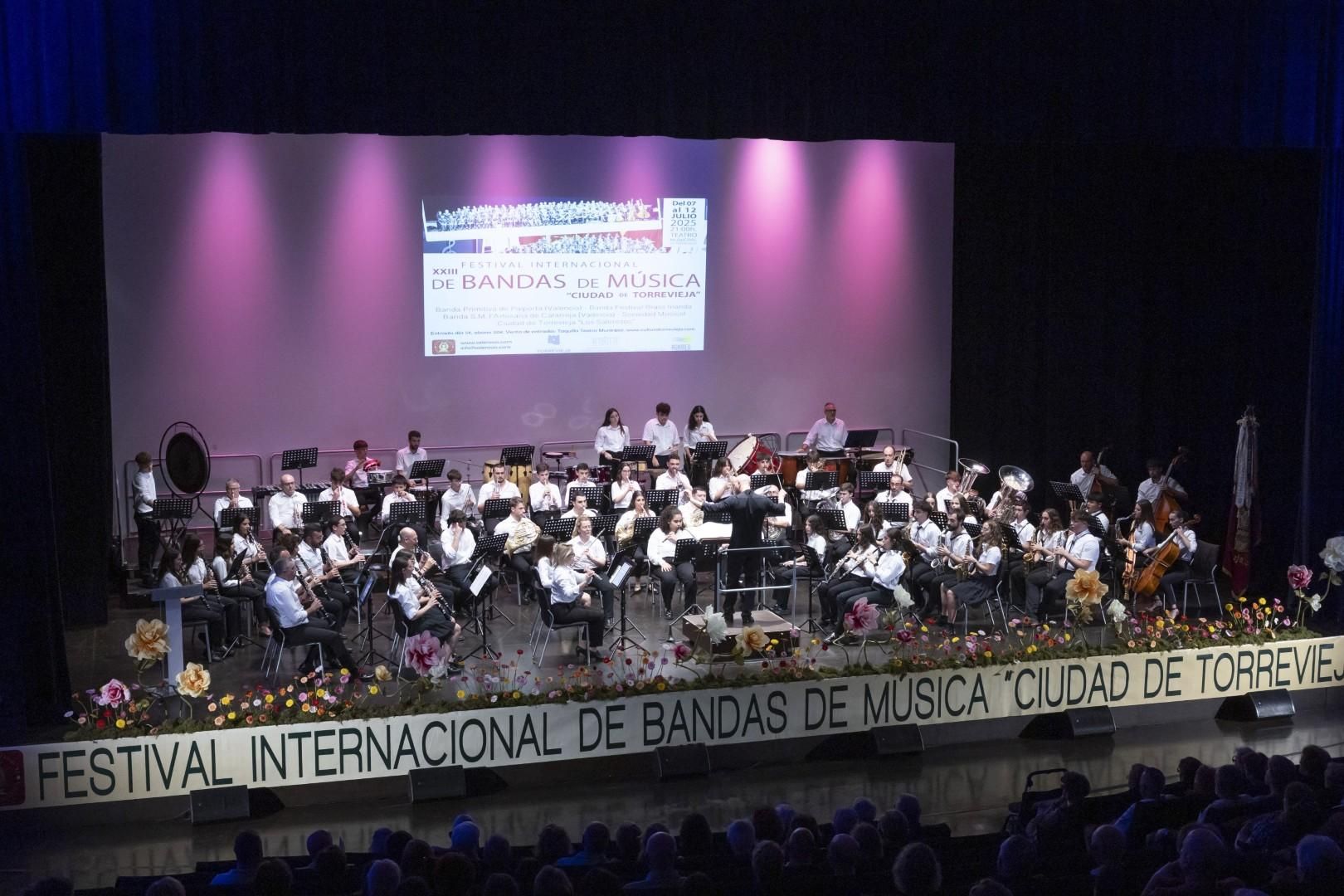 Las bandas de música de Paiporta y Catarroja, protagonistas del Festival Internacional de Bandas Ciudad de Torrevieja