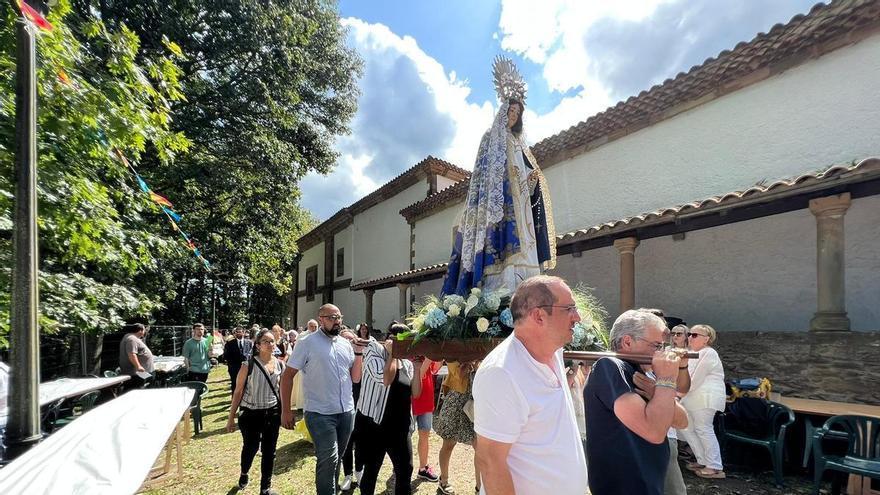 Langreo celebra la fiesta de El Carbayu