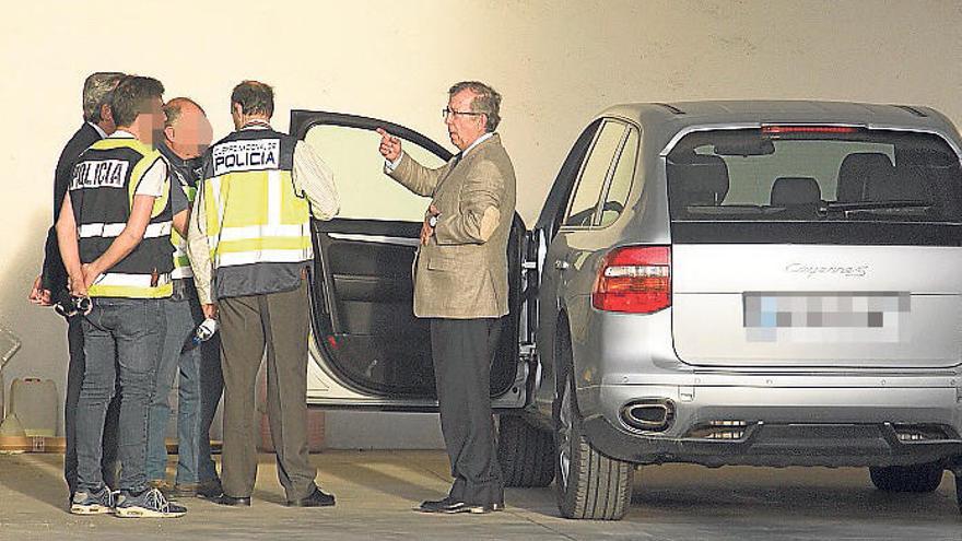 Recreación del crimen en Novocar en presencia del jurado