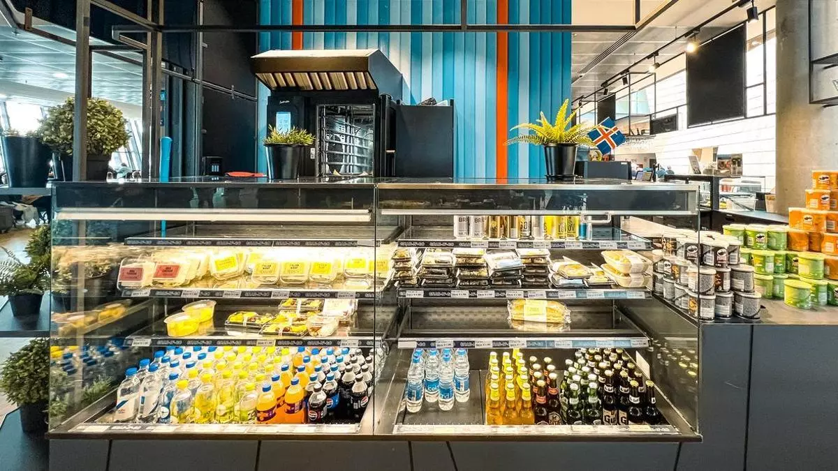 Tus viajes no serán los mismos después de descubrir el truco de la comida gratis en el aeropuerto