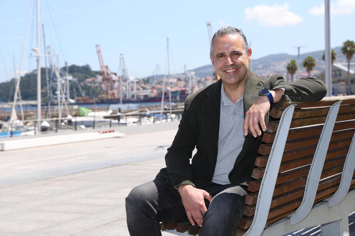Javier Doval Núñez, en el paseo de As Avenidas.