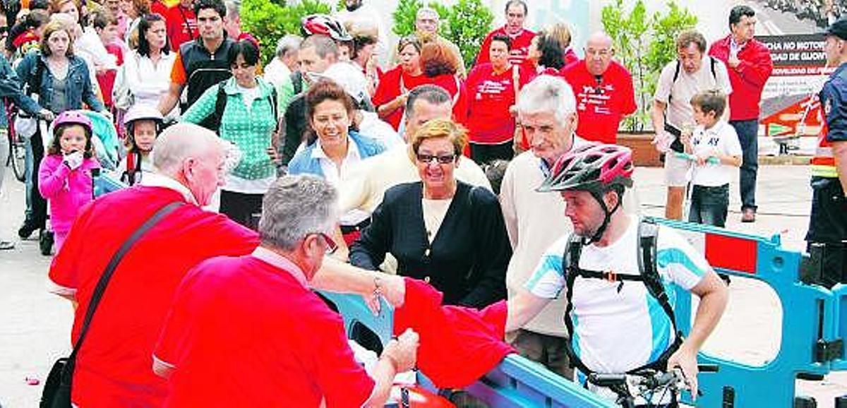 Quini da pedales contra el tráfico