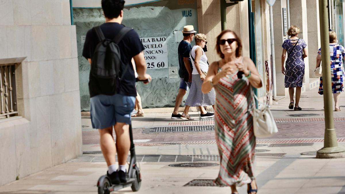 PATINETES EN CASTELLÓN | Ya hay fecha exacta en Castelló para que los usuarios de patinetes eléctricos elijan: o cumplen la norma o multa elevada