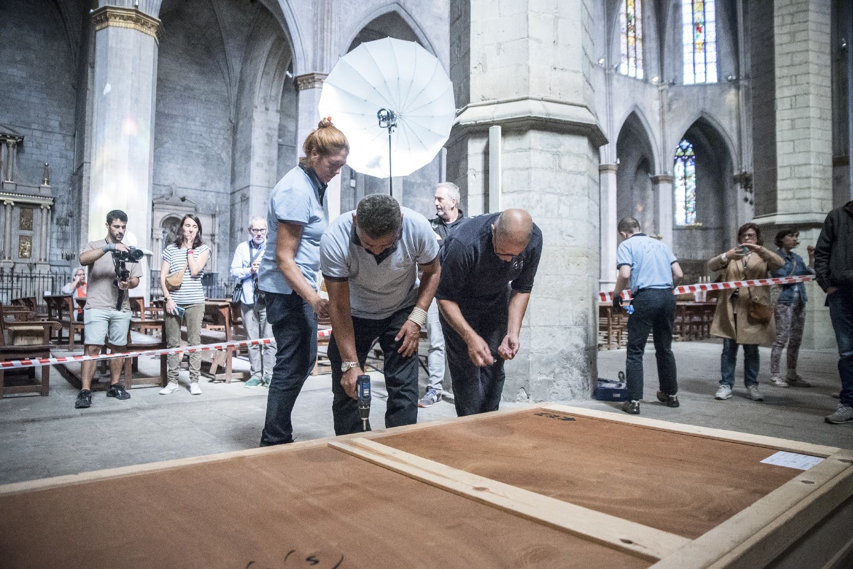 El frontal florentí torna a la Seu de Manresa completament restaurat