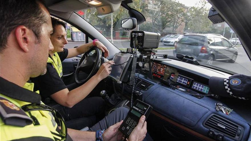 Un radar móvil controlará la velocidad de los vehículos en las principales vías de Cáceres