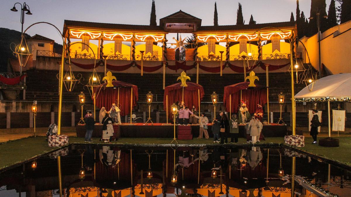 El palacio de los Reyes Magos de Almedinilla, en imágenes