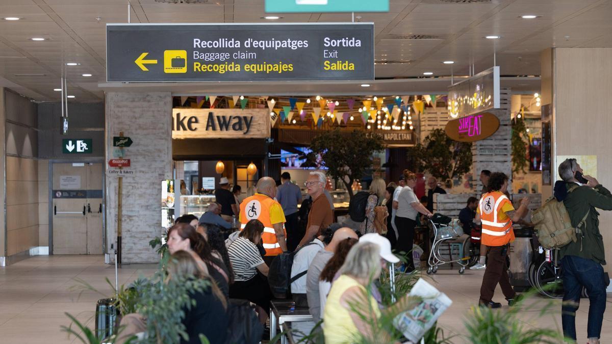 Imagen de archivo del aeropuerto de Ibiza.