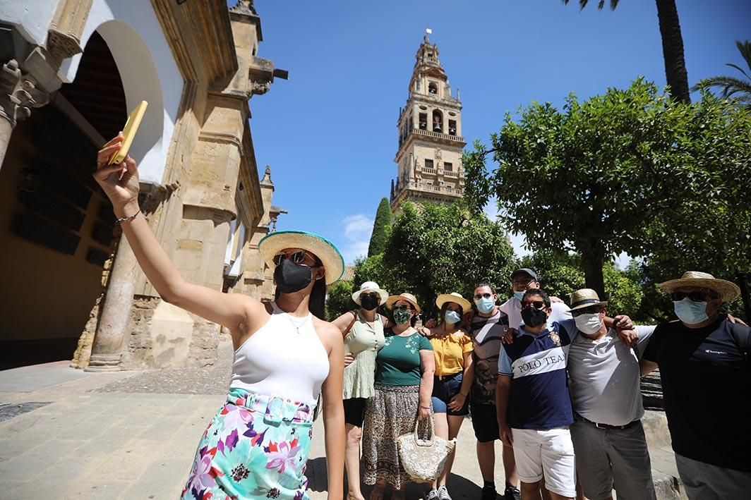 Nueva normalidad en Córdoba: la Judería despierta al turismo