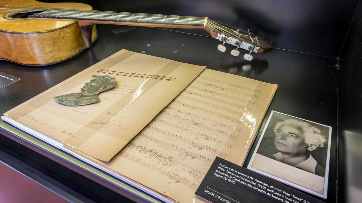 La guitarra d'en Tonet, al Museu Memorial de l'Exili, a la Jonquera