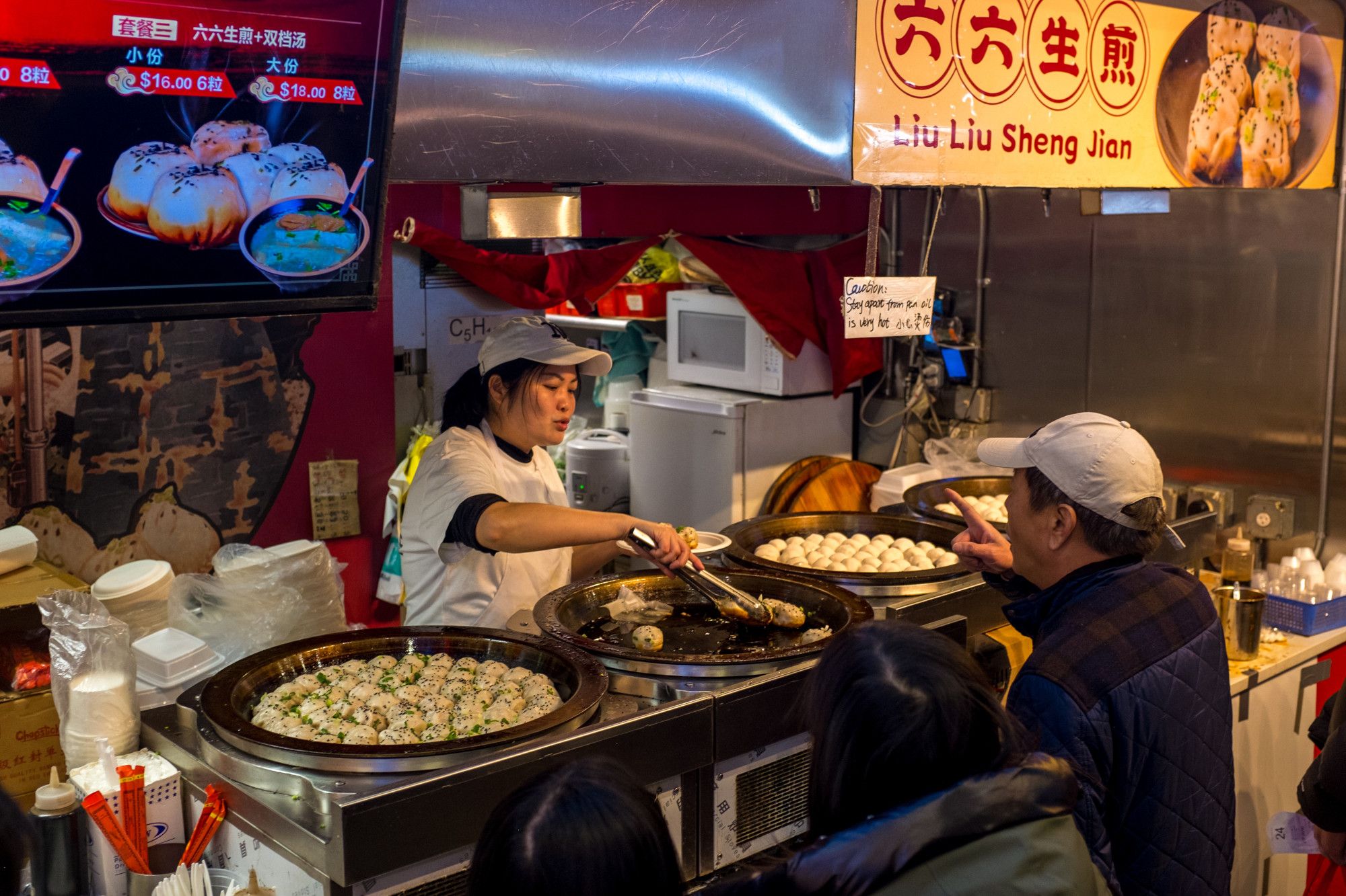 Patio de comidas en el Chinatown de Flushing, en Queens.
