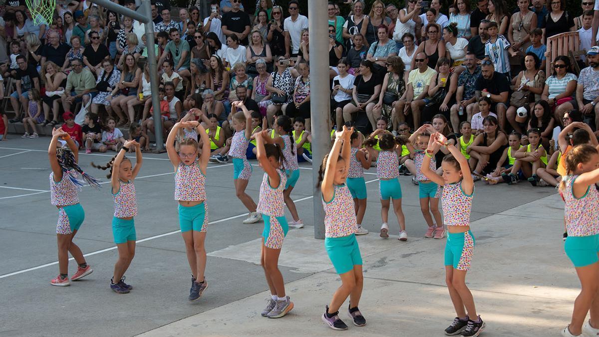 Sant Joan celebra una concorreguda Festa del barri del sector del Llobet
