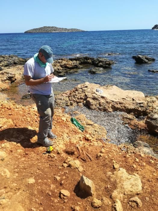 Hallada una tumba de época tardoantigua en Cala Martina