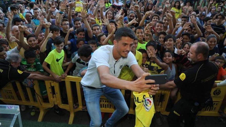 Fornals: &quot;El Villarreal puede aspirar a todo con este fantástico grupo&quot;