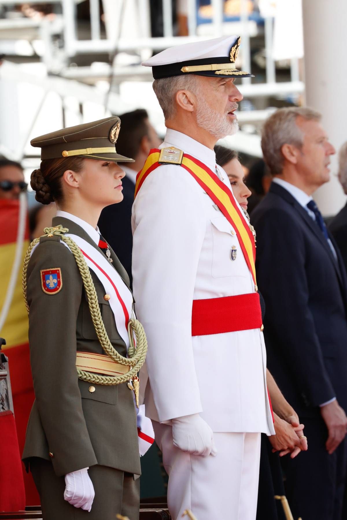 La princesa Leonor y el rey Felipe VI en la Escuela Naval de Marín (Pontevedra)