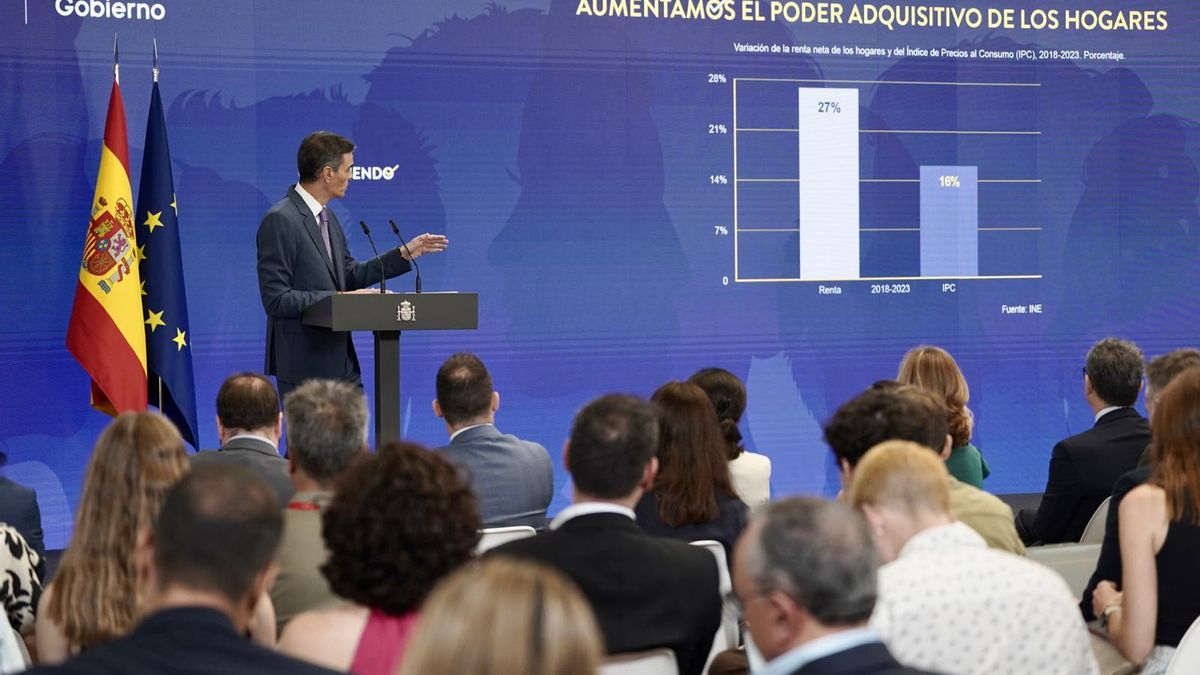 Comparecencia de Pedro Sánchez ante los medios para hacer balance del curso político.