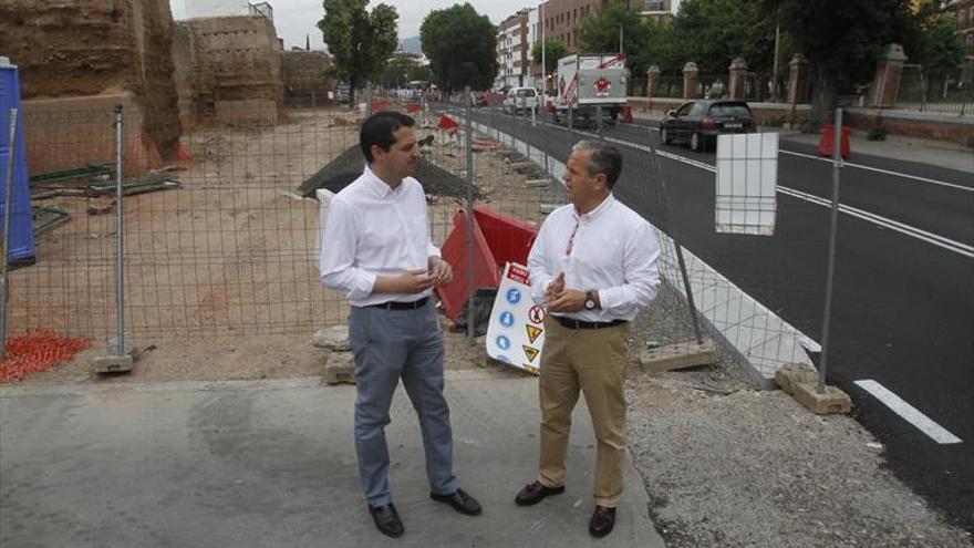 El alcalde garantiza que la segunda fase de la ronda del Marrubial se quedará terminada en este mandato