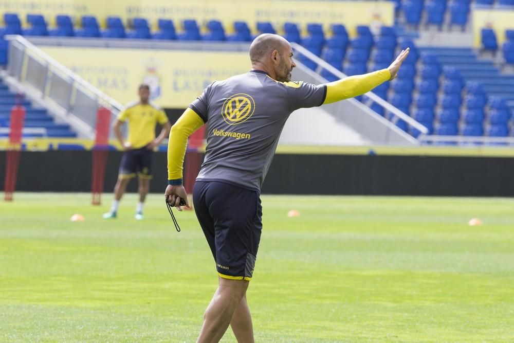 Entrenamiento de la UD previo al partido contra el Betis (18/04/2018)