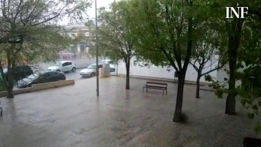 Tormentas con gran aparato eléctrico descargan granizo Ibi