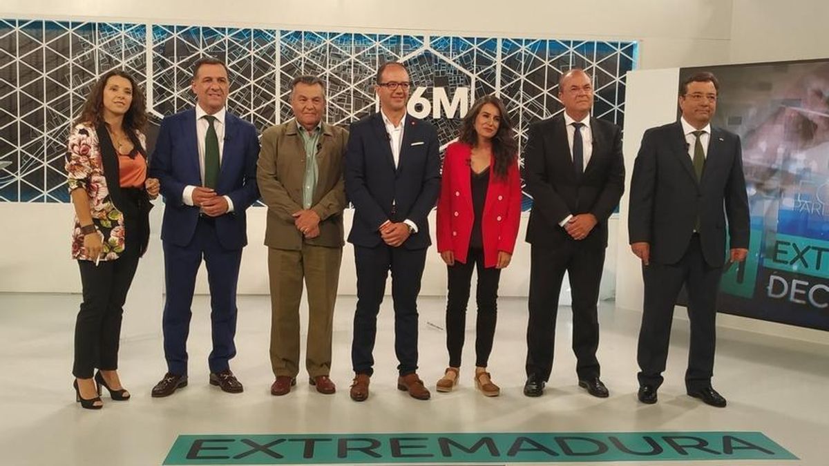 Los candidatos que acudieron al debate de Canal Extremadura en 2019.