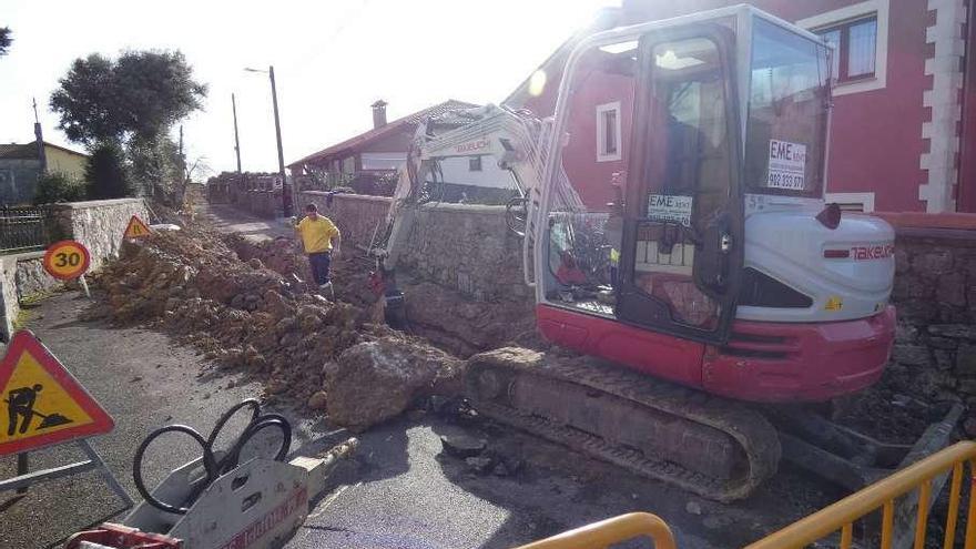 En marcha los trabajos de mejora en el centro de La Franca