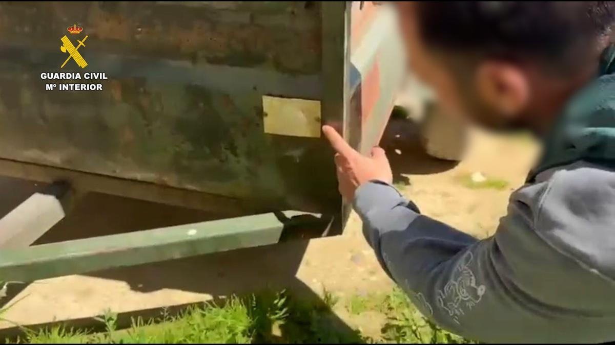 Remolque robado en Aznalcóllar