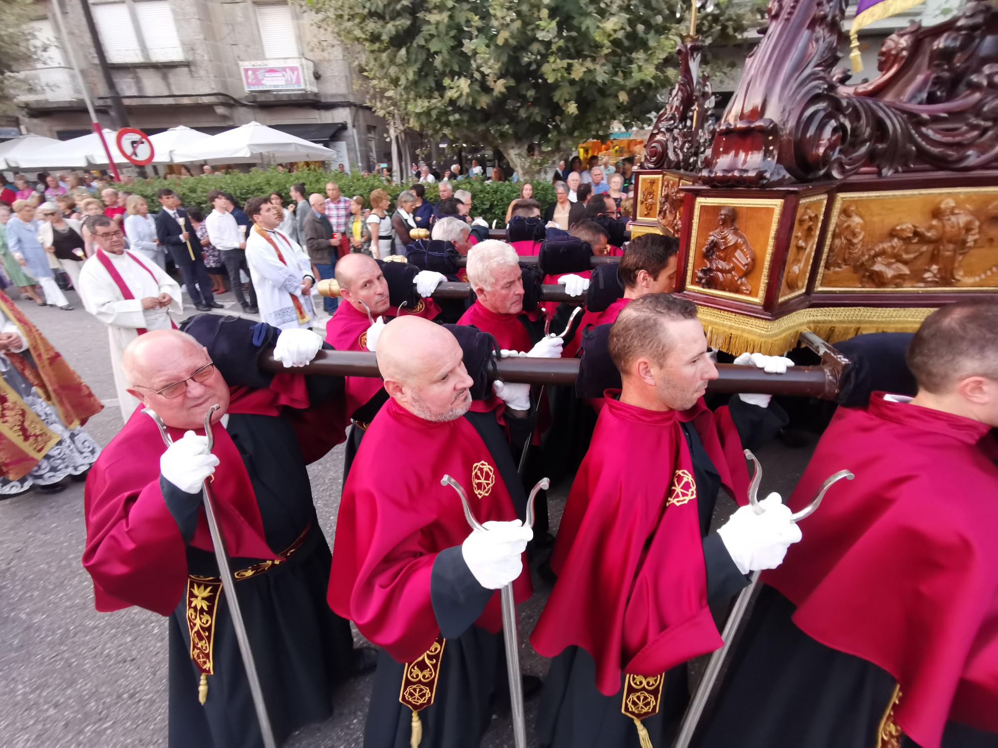 La procesión de las Festas do Cristo de Cangas