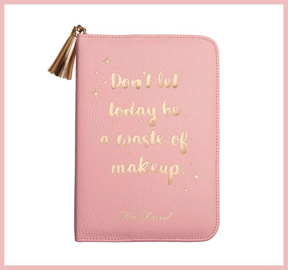 Regalos 'beauty' para Navidad: Paleta de sombras y agenda de Too Faced