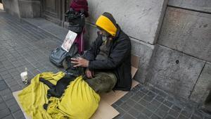 Sintecho en una calle de Barcelona.