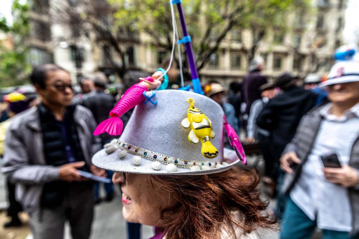 Nueva edición del Paseo con Sombrero por Barcelona