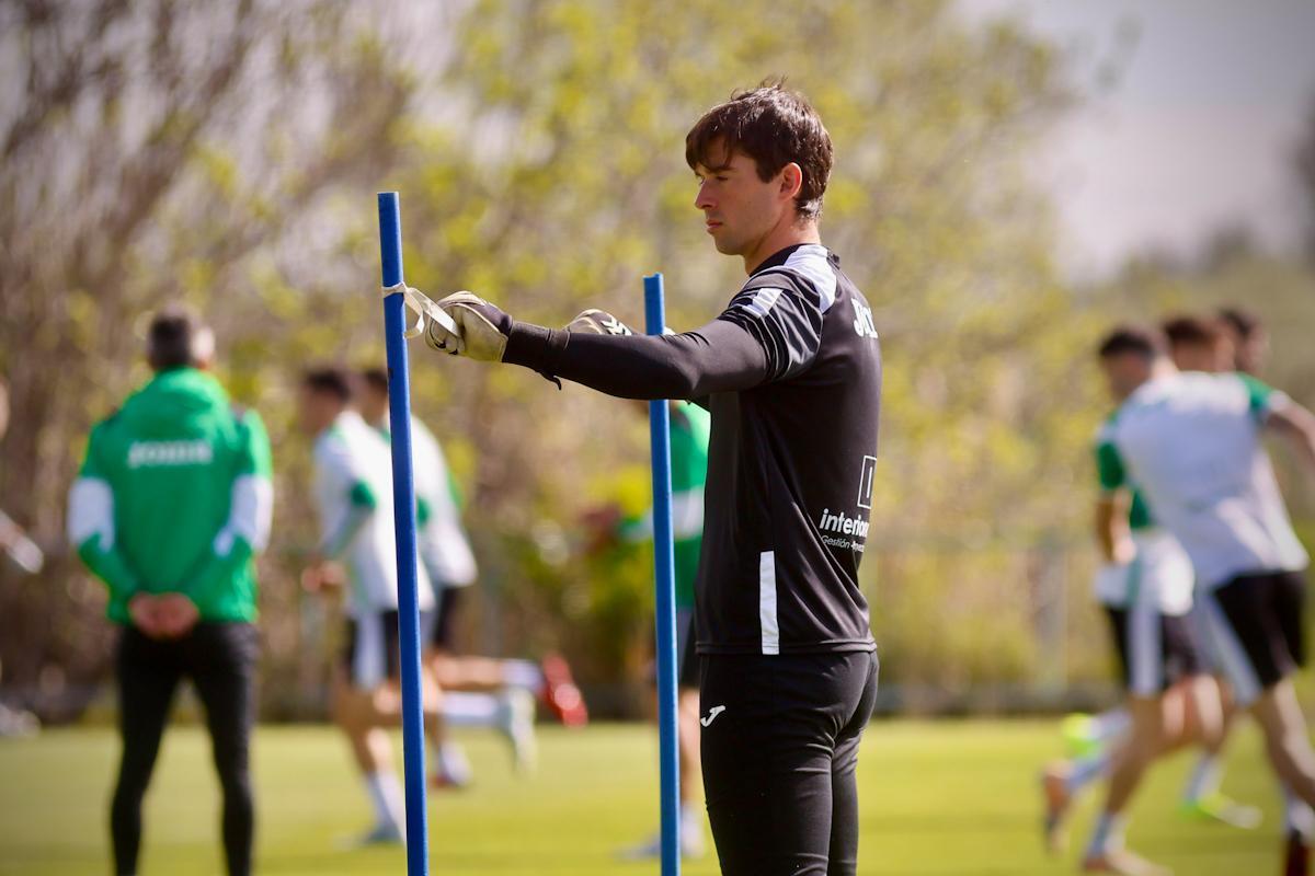 El Córdoba CF piensa ya en el Burgos con Rubén Alves en la Ciudad Deportiva