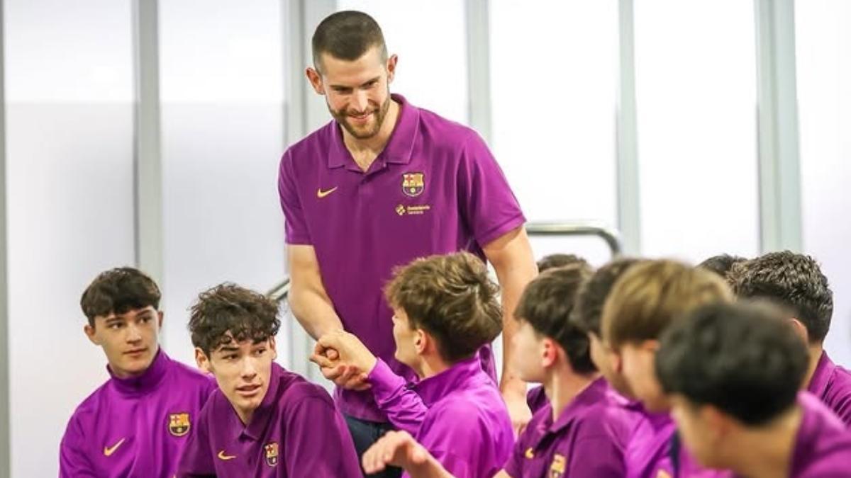 Bazán es todo humildad en su faceta humana