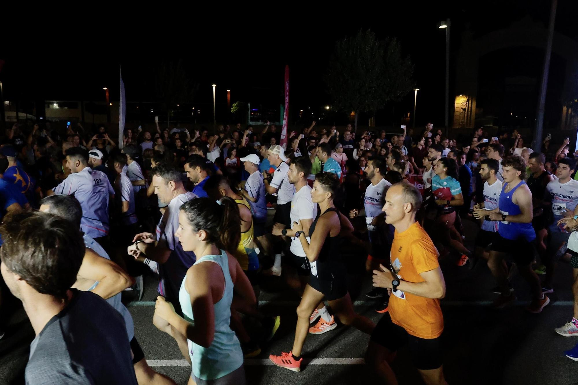 Más de 9.000 participantes toman la salida de la 15K Nocturna Valencia 2023