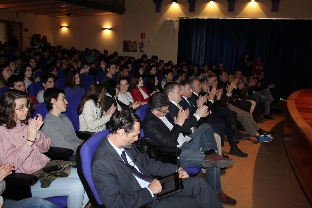 Ana Pastor, presidenta del Congreso de los Diputados, en el Foro Comunicación Escuela de Vegadeo