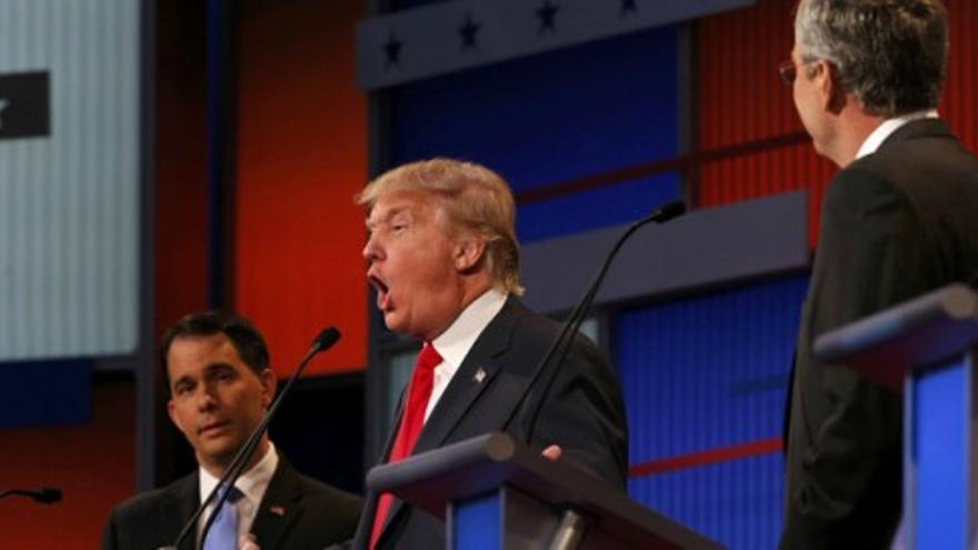 Trump acapara todos los focos en el primer debate de los republicanos