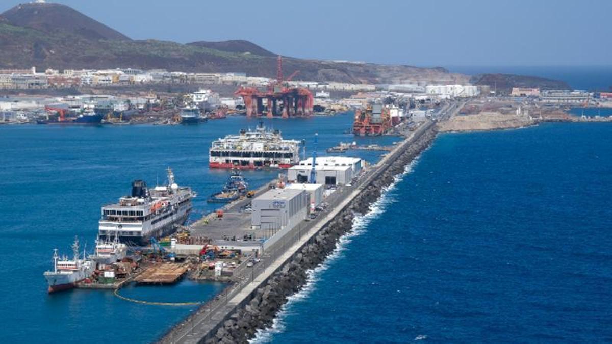 El decreto para paliar los efectos de la Guerra de Irán incluye ayudas a los fertilizantes y el transporte marítimo