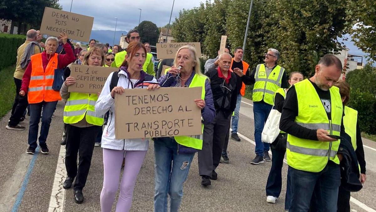 Manifestació dels veïns de Sils per un transport públic que es va fer el mes de setembre.