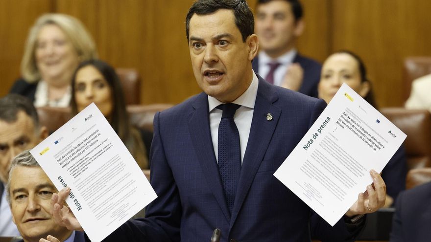 La Junta de Andalucía también amenaza a ayuntamientos con retirar ayudas si no difunden que el dinero es autonómico