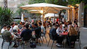 Una terraza de bar.