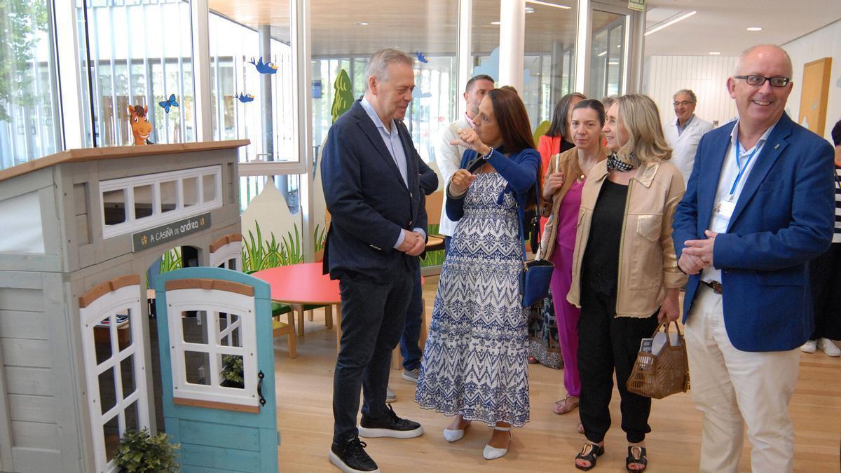 Gómez Caamaño junto a Barca y Goldar este martes visitando las instalaciones.