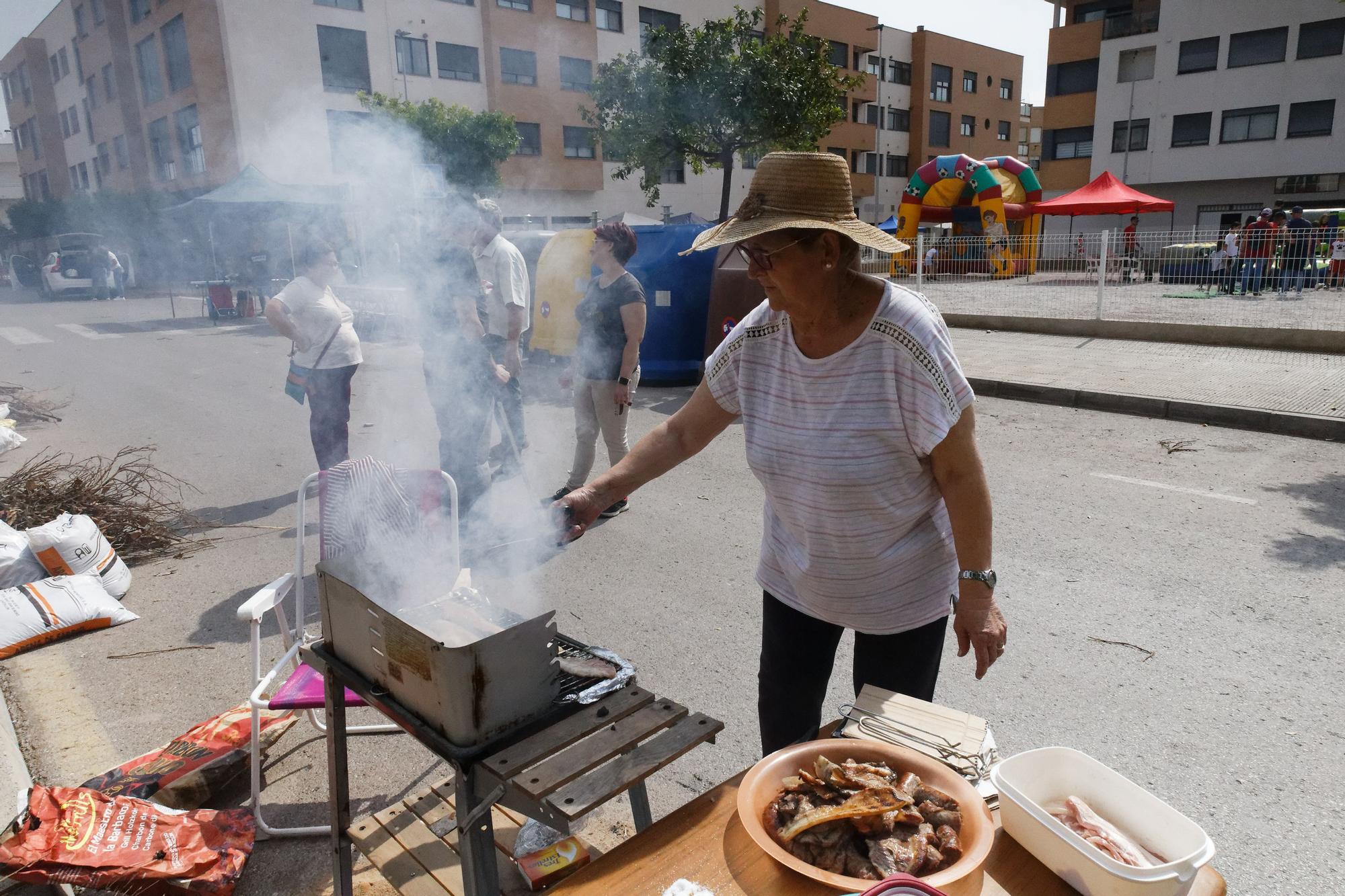 ¡Búscate en la macrogalería! Castellón vive un puente de fiestas en los municipios